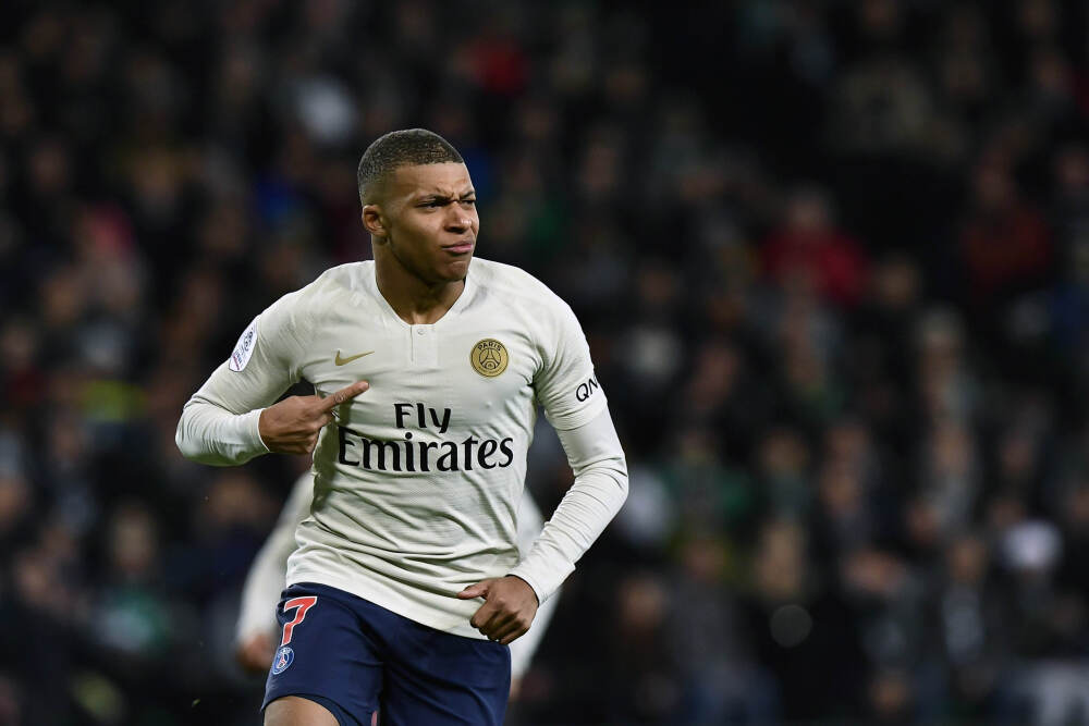 当“魔法世界”遇见大湾区：一次文旅投资的双向探索